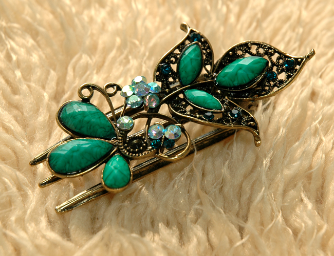 Emerald Stones And Rhinestone Butterfly Claw Clips