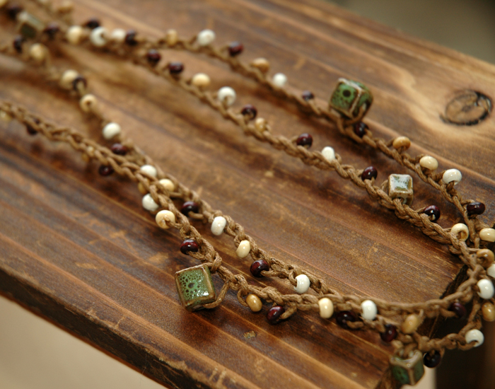 Elegant Oriental Wood Ceramic versatile necklace
