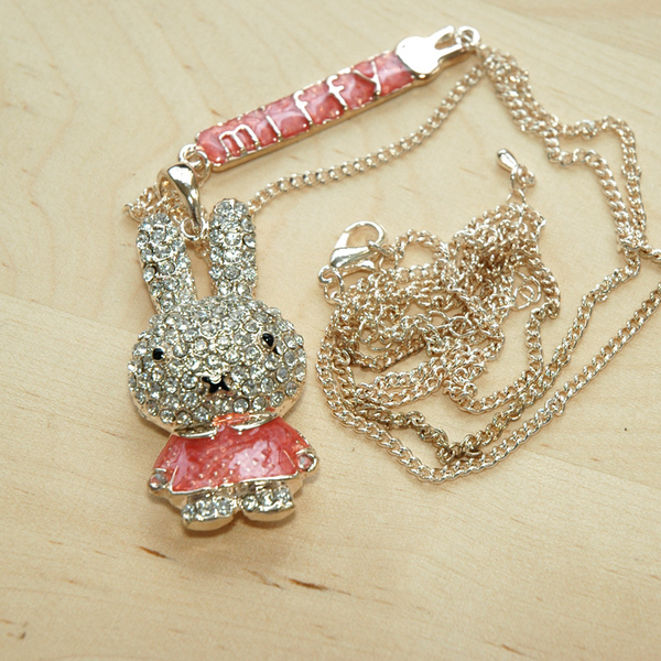 Buy Ayesha Diamante Pendant & Metallic Heart Pendants Gold-Toned Layered  Necklace Online
